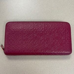 LOEWE Repeat Anagram Round Zipper Long Wallet - Fuchsia - Preowned